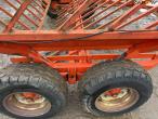 HE-VA small bale wagon 27