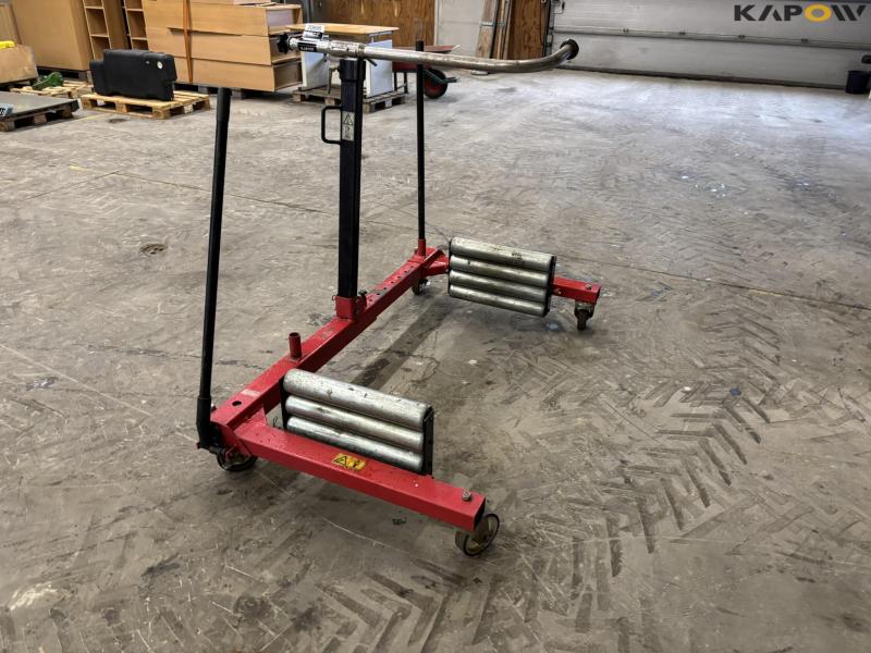 Wheel mounting trolley 1