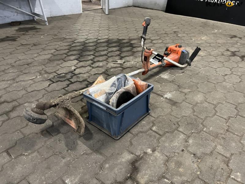 Husqvarna brush cutter with accessories 1