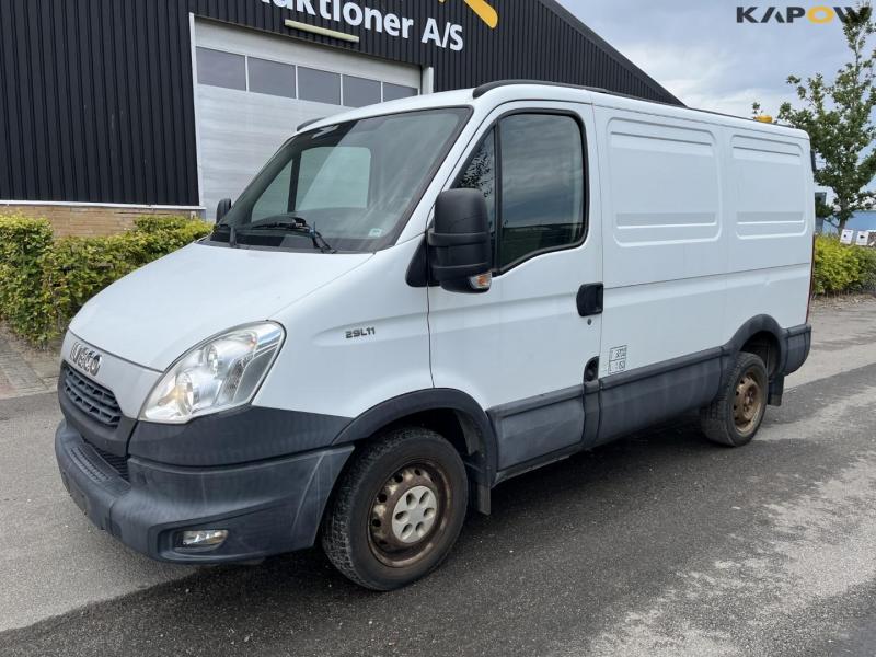 Iveco Daily 29L11 van 1