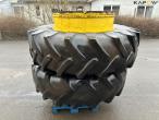 John Deere 20.8-R38 twin wheels 4