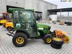 John Deere 2320 with broom and salt spreader 4