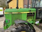 John Deere 3040 tractor 9