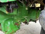 John Deere 3040 tractor 26