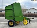 John Deere 550 round baler 4