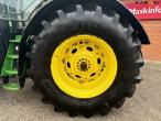 John Deere 7270 tractor 71