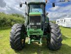 John Deere 7700 Powershift tractor 2