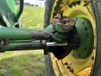 John Deere 7700 Powershift tractor 31