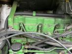 John Deere 7700 Powershift tractor 37