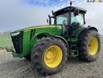 John Deere 8360R tractor 1