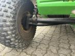 John Deere GATOR 3550 6x4 med tiplad 10