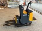 Jungheinrich Electric stacker 7