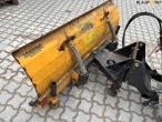 Kärcher MIC C tool carrier with snow maker and salt spreader 10