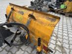 Kärcher MIC C tool carrier with snow maker and salt spreader 13