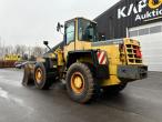 Komatsu WA270 loader 6