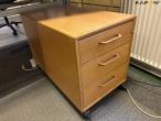 Office furniture 8