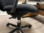 Office furniture 18