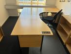 Office furniture 15