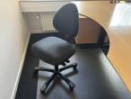 Office furniture 16