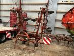 Kuhn GF 8501 MH side harrow 1