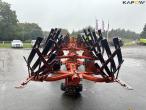 Kuhn 8 furrow plow 5