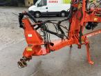 Kuhn 8 furrow plow 8