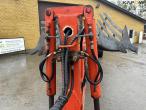 Kuhn 8 furrow plow 12