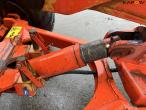 Kuhn 8 furrow plow 31