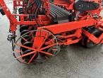 Kuhn rotor sowing set with seed sowing box 32