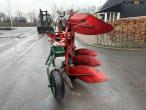 Kverneland 3 furrow plough 6