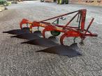 Kverneland 4 furrow pipe plow 3