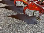 Kverneland 4 furrow pipe plow 12