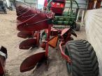 Kverneland PB 100 7 furrow reversible plough 22