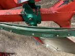 Kverneland PB 100 7 furrow reversible plough 25