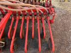 Kverneland Rotary harrow 27