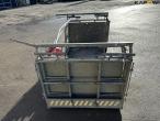 Personnel basket with safety line 4