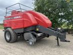 Massey Ferguson 2190 with Spragelse bale wagon 3