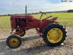 Massey Ferguson 820 tractor 8