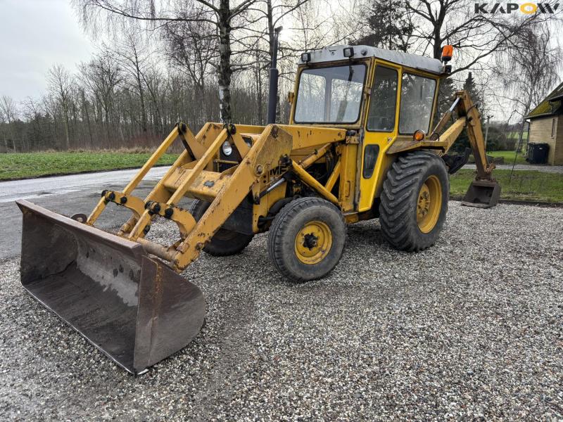 MF 50 backhoe excavation 1