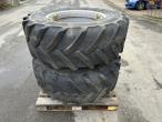 Michelin 480/65-R28 twin wheels 6