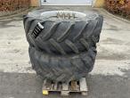 Michelin 480/65-R28 twin wheels 8