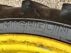 Michelin 9.5-44 spray wheels 12