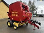 New Holland 654 round baler 3