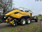 New Holland Bigbaler 1290 with POMI bale trailer 1