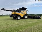 New Holland CR9.90 4WD combine with 40ft Macdon header 5