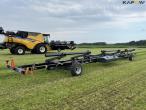 New Holland CR9.90 4WD combine with 40ft Macdon header 91