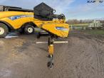 New Holland CX8080 combine harvester 18