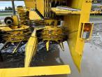 New Holland corn cutting table 8 rows 22