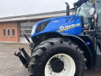 New Holland T7290 tractor 9