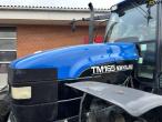 New Holland TM165 tractor 9